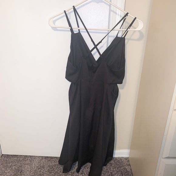 Express Romper with side cut outs - Picture 2 of 2